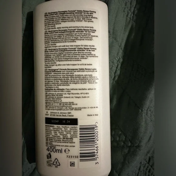NEW Neutrogena Visibly Renew Norwegian Formula Firming Body Lotion